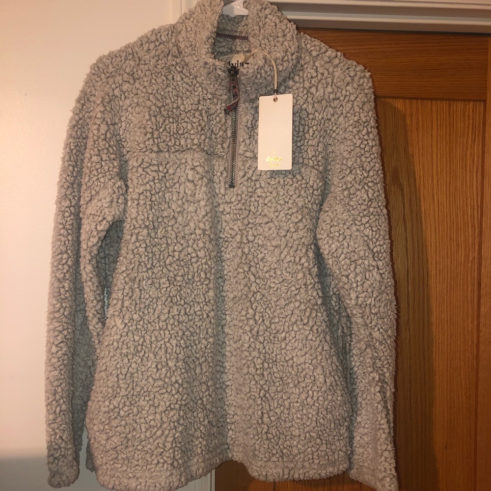 Women’s Sherpa pullover